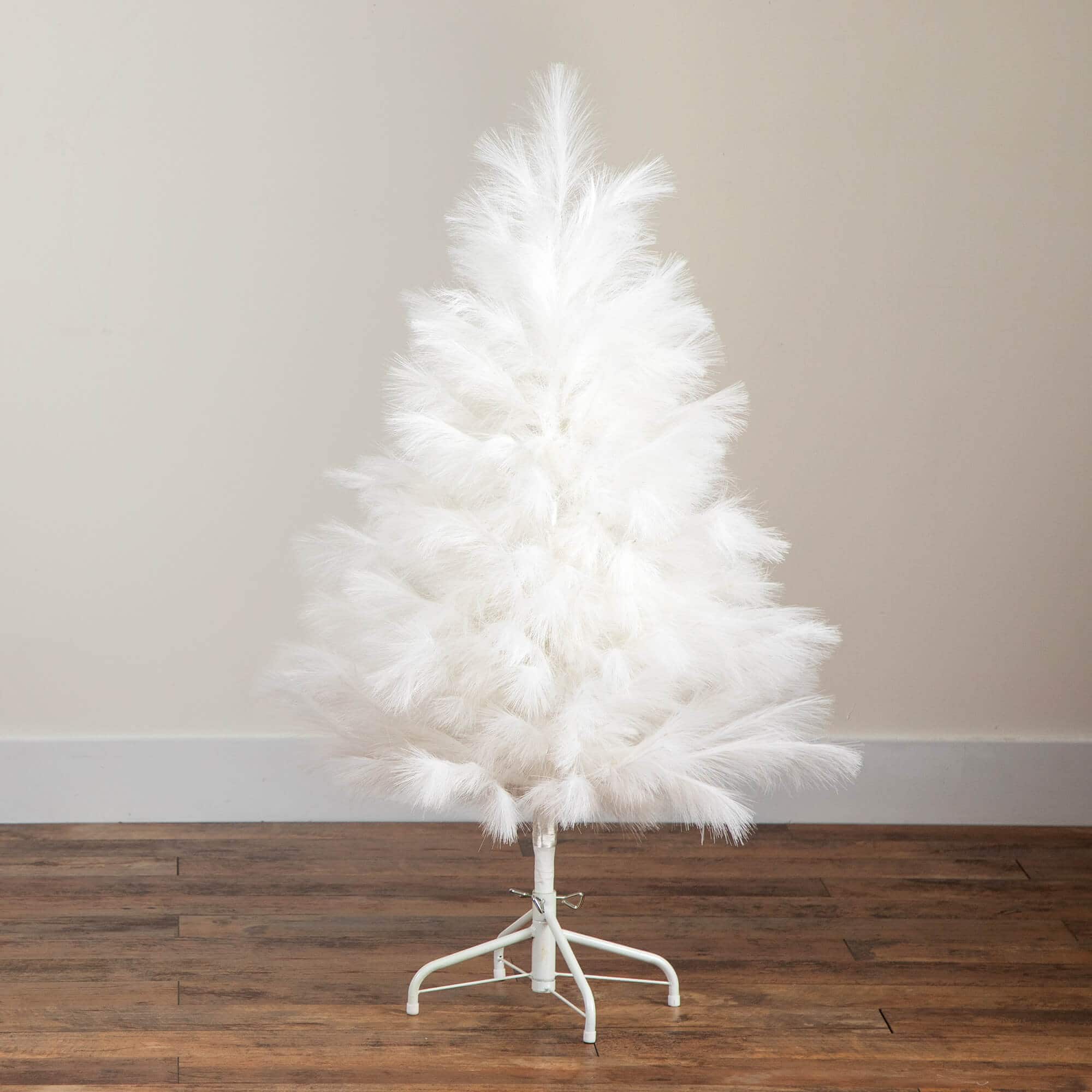 4ft. Unlit White Pampas Plumes Artificial Christmas Tree